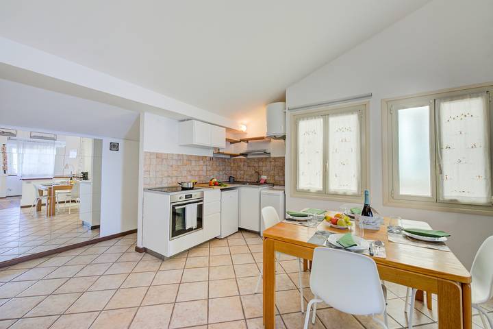 Penthouse pour 4 personnes, avec vue sur le lac et terrasse, adapté aux familles dans Stresa - 2