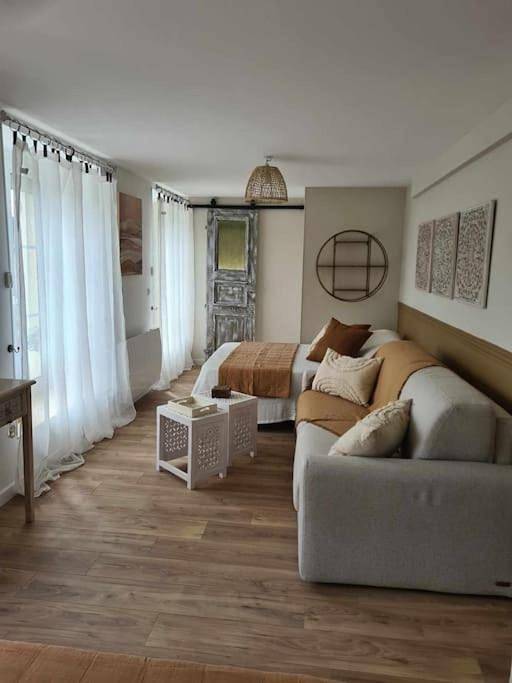 Maison de vacances pour 14 personnes, avec terrasse et jardin, animaux acceptés