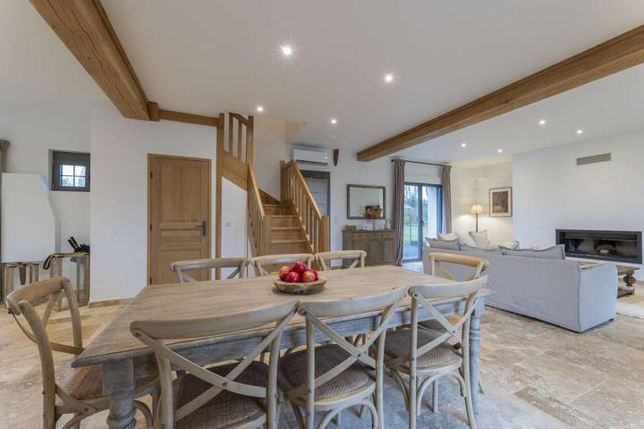 Location de vacances pour 10 personnes, avec piscine et terrasse à Cricquebœuf - 2