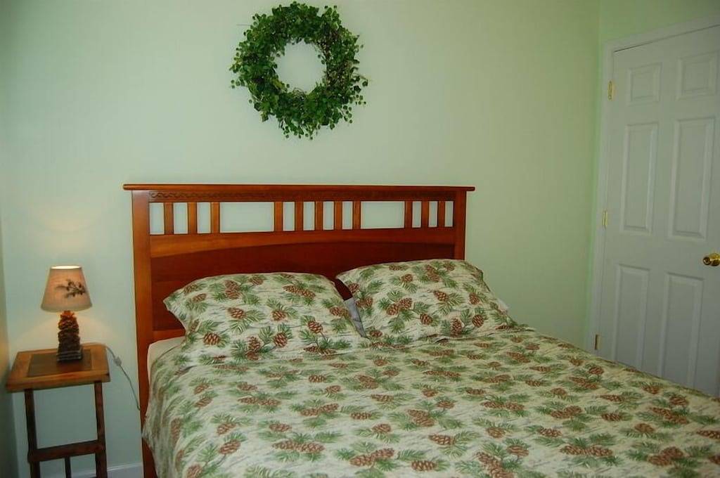 Charming Neuere Cabin In Wawona Schlafen 6 - in der Nähe Fluss / 2587 Chilaulna Lane in Wawona, Mariposa County