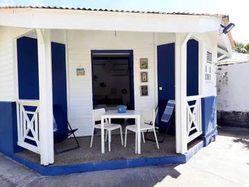 Gîte pour 2 personnes, avec terrasse à Sainte-Anne (Martinique)