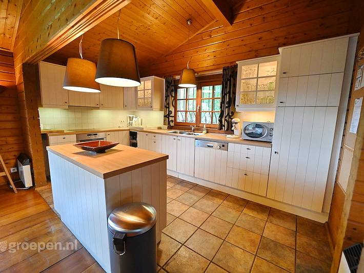 Location de vacances pour 9 personnes, avec terrasse ainsi que balcon/terrasse et vue sur le lac dans Petite Somme - 4