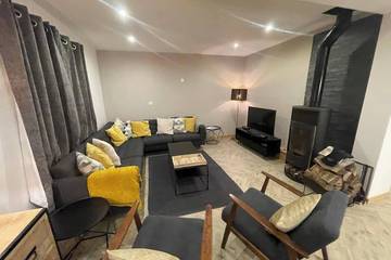 Maison de campagne pour 10 personnes, avec jacuzzi ainsi que jardin et balcon à Essert-Romand