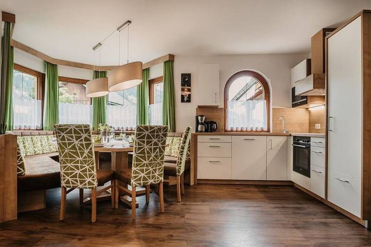 BnB für 13 Personen, mit Sauna und Garten in Wagrain