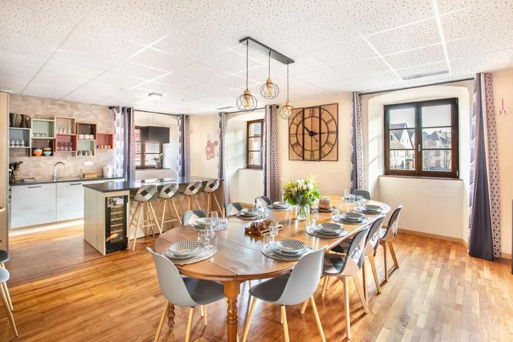 Apartamento de vacaciones para 12 personas, con terraza y vistas - 1