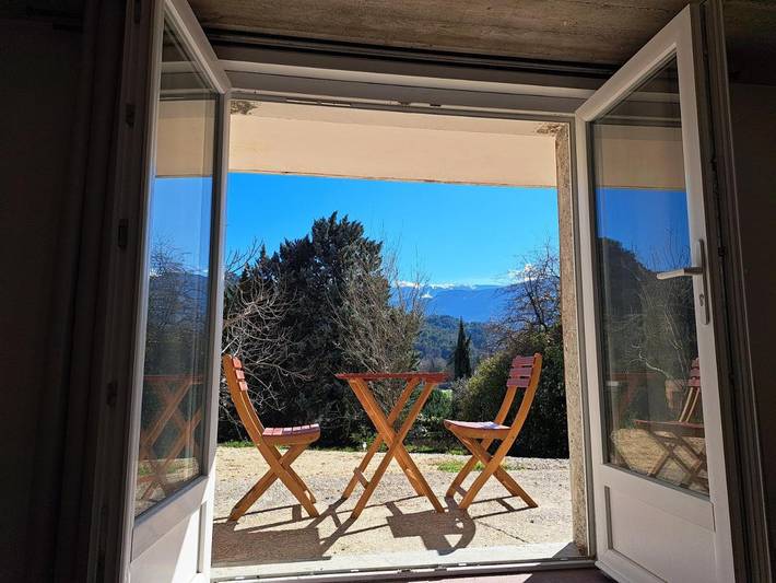 Gîte pour 2 personnes, avec jardin ainsi que vue et terrasse à Buis-les-Baronnies