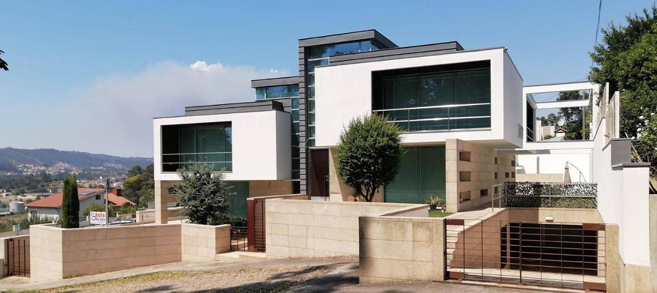 Moradia Lux Rr com piscina in Penafiel, Distrito do Porto