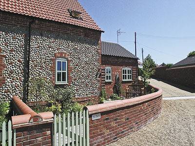 Log cabin for 4 people in Cromer