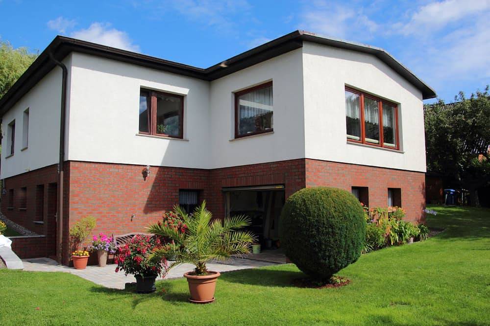 Ganze Wohnung, Ferienwohnung in Boddennähe in Polchow, Glowe