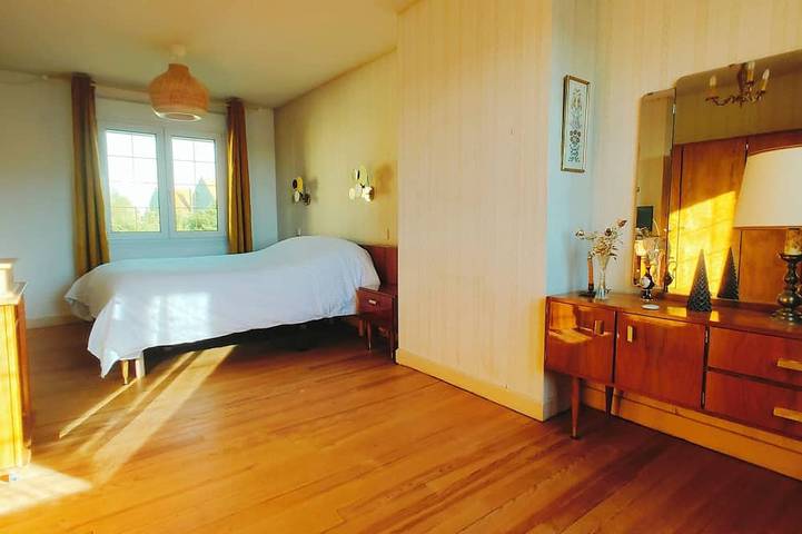 Location de vacances pour 6 personnes, avec terrasse et jardin, animaux acceptés à Cambrai - 2