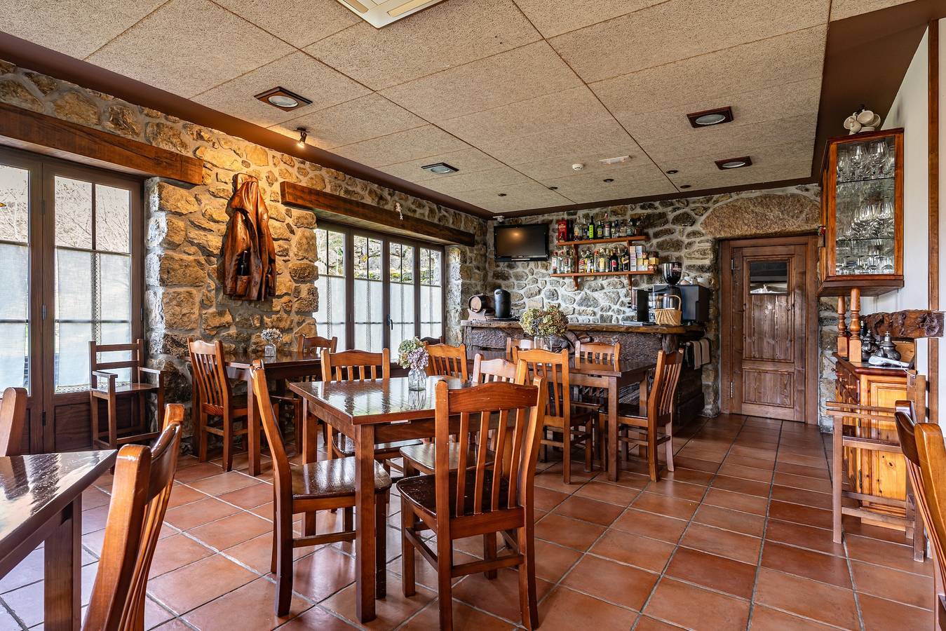 Kamer 'La Haya' met gedeeld zwembad, tuin en wifi, foto 13