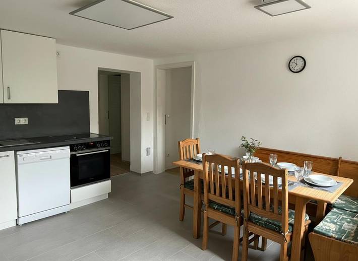Ferienwohnung für 4 Personen, mit Balkon und Terrasse sowie Ausblick