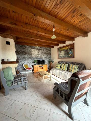 Ferme pour 4 Personnes dans Jaleyrac, Région de Mauriac, Photo 4