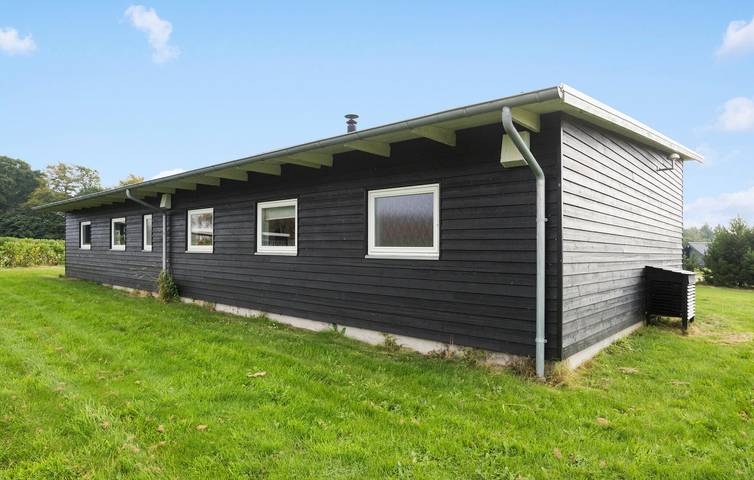 Ferienhaus für 8 Personen, mit Terrasse und Whirlpool sowie Garten und Sauna in Årø - 4