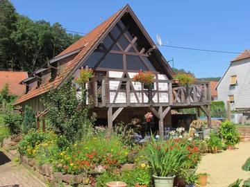 Gîte pour 5 personnes, avec jardin et vue, animaux acceptés à Obersteinbach