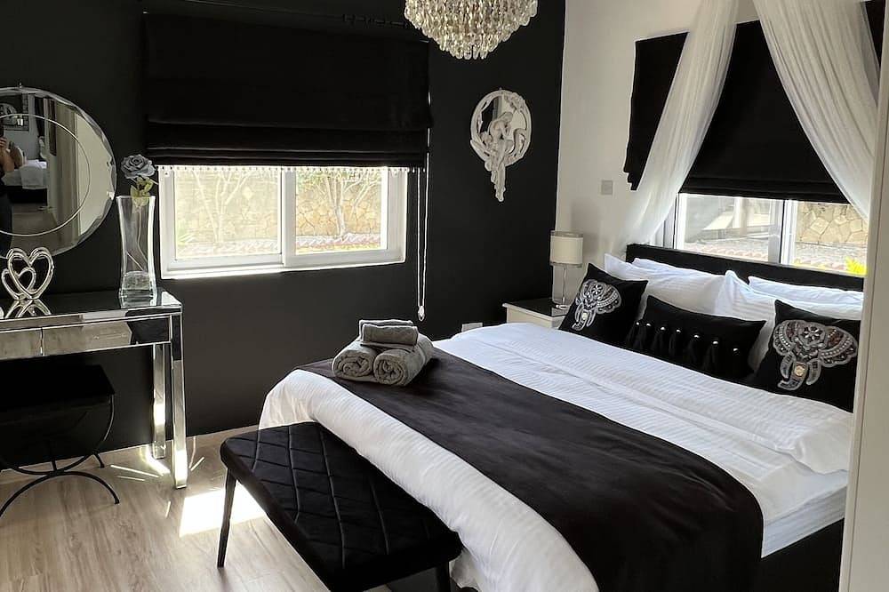 Wunderschön renovierter Bungalow mit 3 Schlafzimmern in der Nähe des Meeres. in Nordzypern