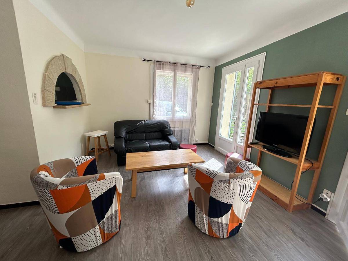 Appartement entier, Two-Bedroom Apartment in Vacqueyras, Vaucluse