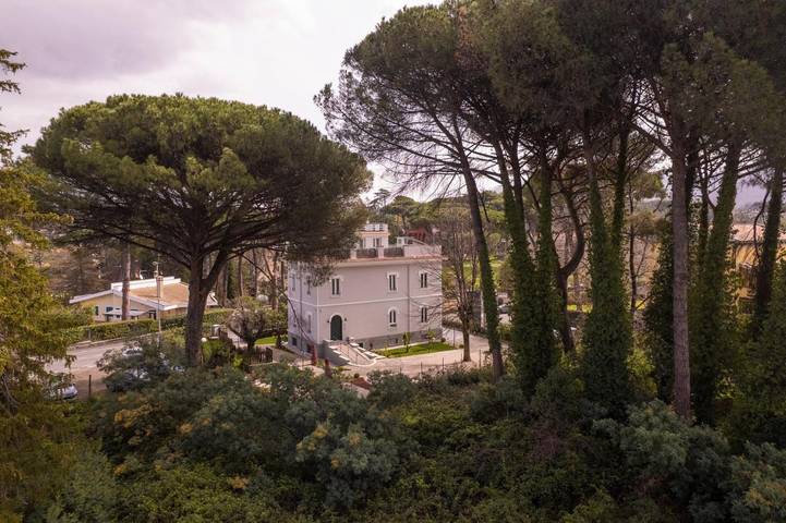 B&b per 2 persone, con Terrazza e Idromassaggio nonché Giardino e Sauna a Grottaferrata
