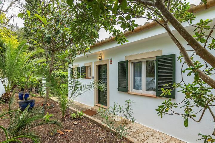 Villa 'Polina' mit Bergblick, Wlan und Klimaanlage in Costa de Canyamel, Capdepera