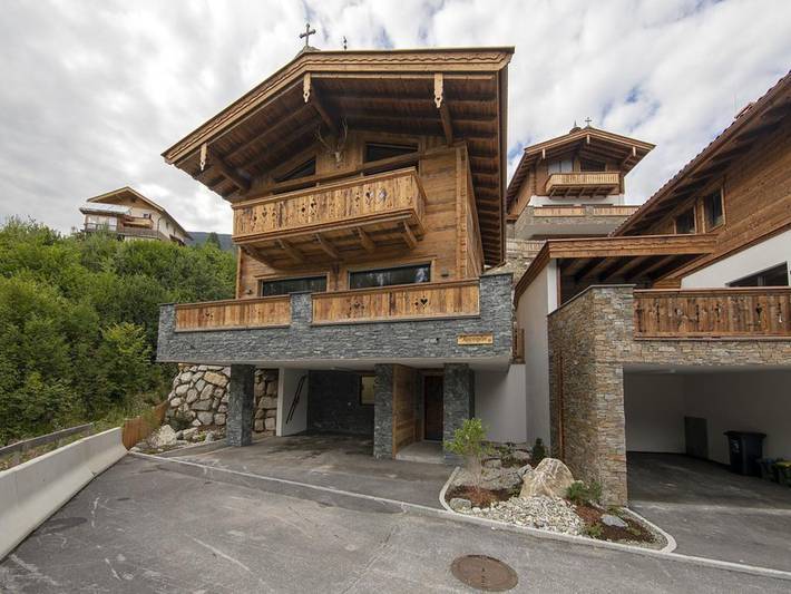 Villa mit pool für 6 Personen, mit Balkon und Terrasse sowie Pool und Sauna in Österreich