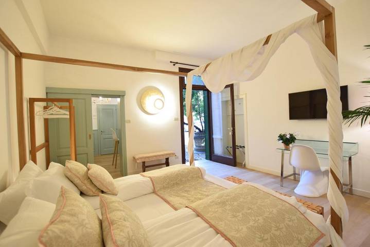 Bed and breakfast per 2 persone, con giardino - 1