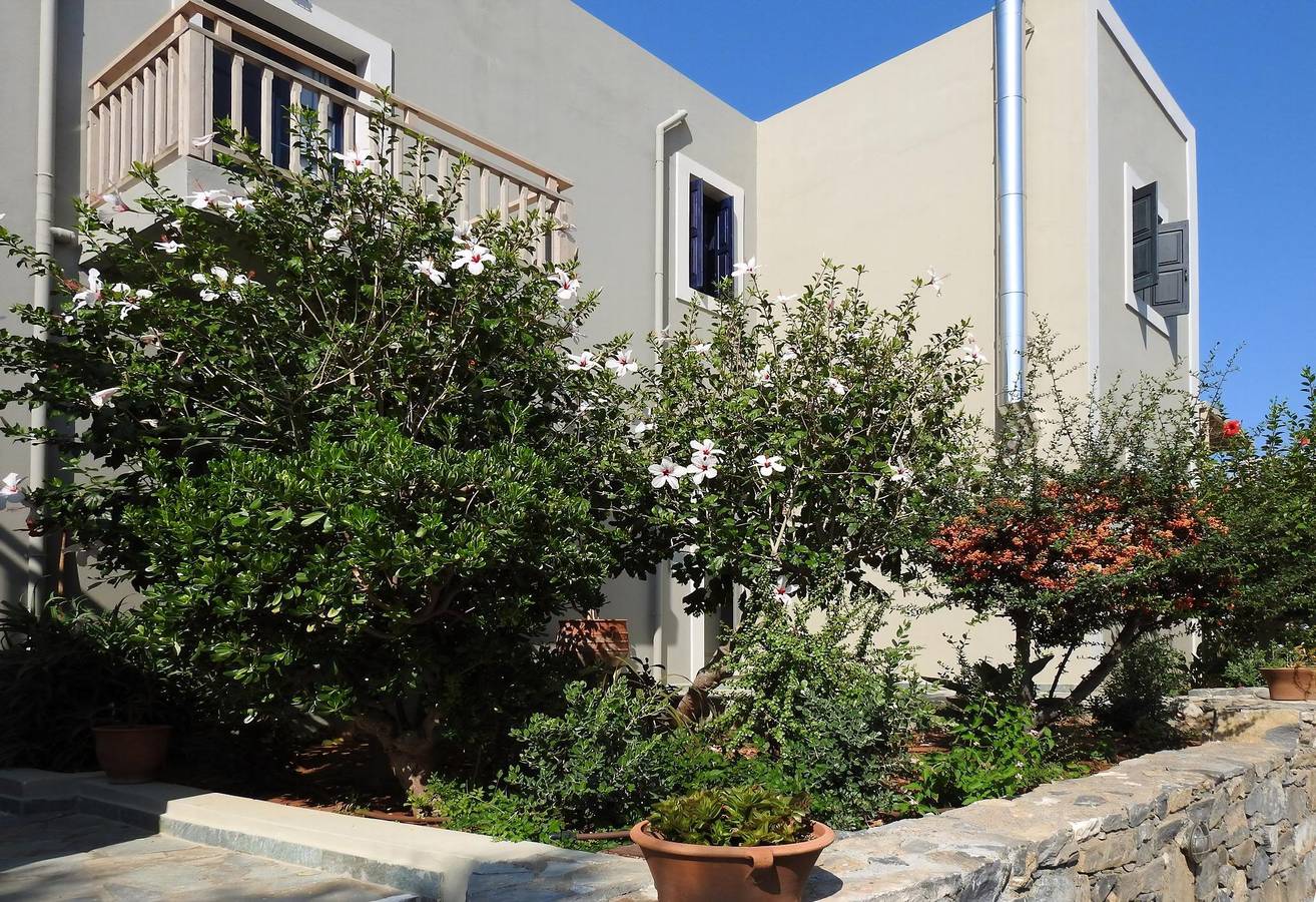 Lovely Crete Villa | Standard Villa with Garden View | 1 Bedroom | Great for a Romantic Getaway | Stalis in Stalida, Iraklio-Heraklio region