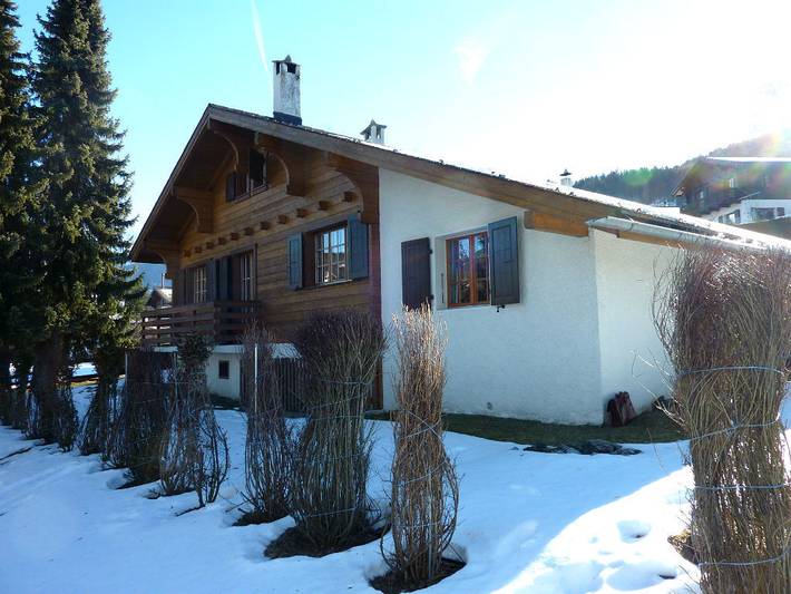 Maisonnette n° 19,  Chalet neben dem Spielplatz gelegen in Chalais (Schweiz), Walliser Alpen