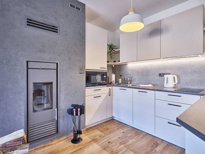 Ganze Wohnung, Sunny Terrace Oasis in Smržovka, Region Liberec