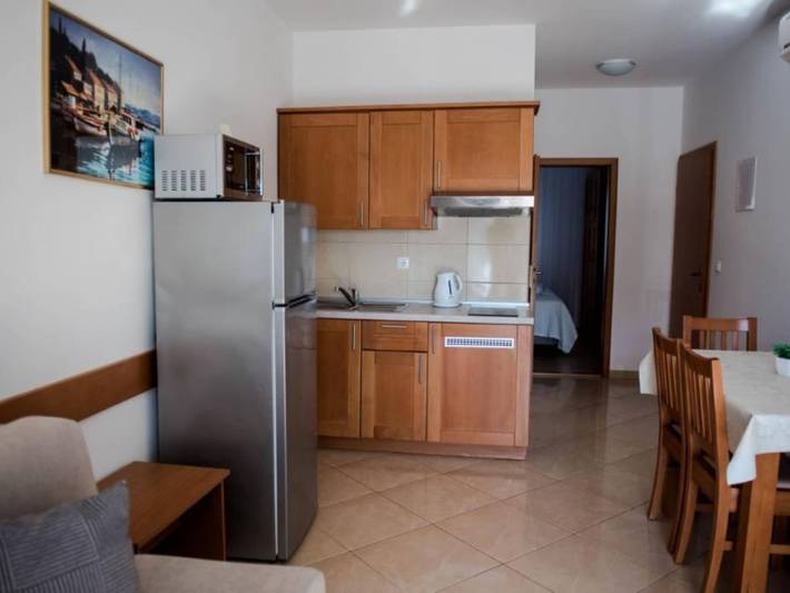 Apartament wakacyjny dla 5 osób, z Balkon w Zaostrog