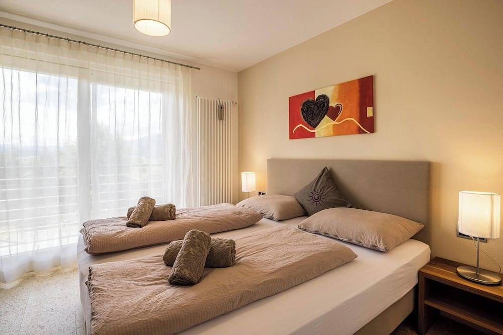 Ganze Wohnung, Ferienwohnung \"Kronsun - Ruhe\" mit Bergblick, Balkon & Garten in Percha, Kronplatz