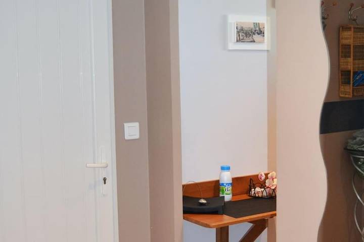 Gîte pour 2 personnes, avec jardin et piscine à Mèze - 4