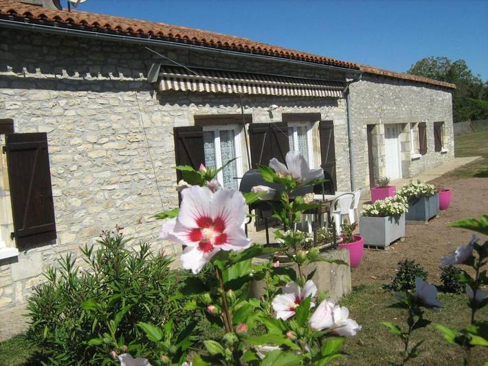 Location de vacances pour 4 personnes, avec jardin à Saint-Martin-l'Ars - 2