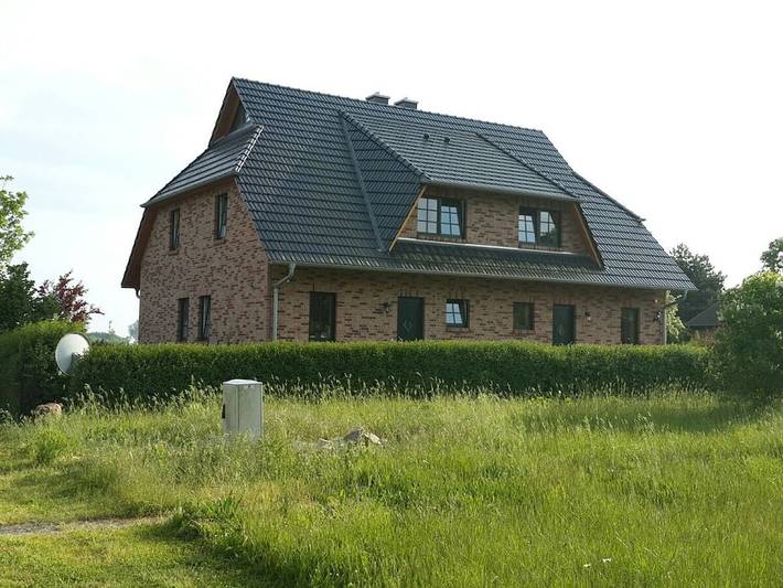 Ferienhaus für 7 Personen, mit Terrasse und Garten in Wiek - 3