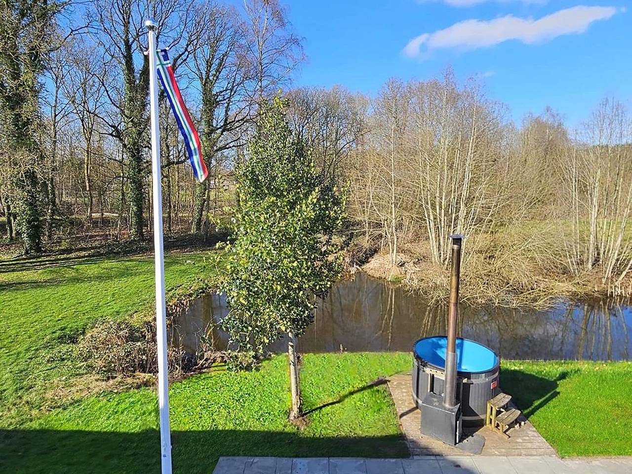 Huis in Vlagtwedde met Sauna en Hot Tub in Vlagtwedde, Provincie Groningen