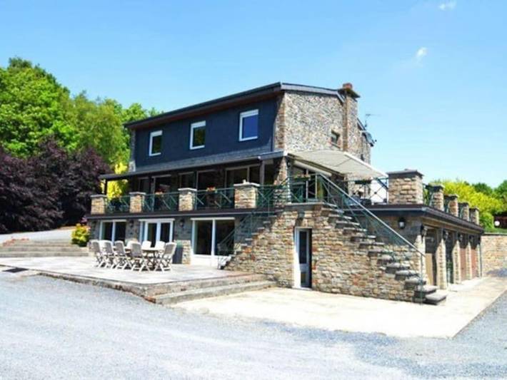 Parc de vacances pour 9 personnes, avec vue et sauna ainsi que jardin et vue sur le lac, animaux acceptés à Bertogne - 3