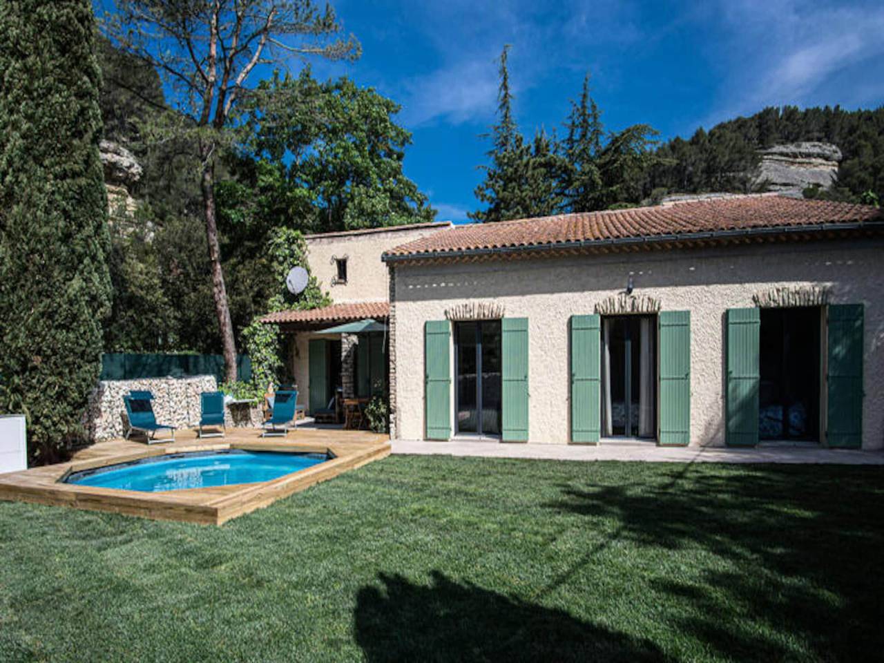 Entire apartment, Houses & Villas for 6 People in Fontaine-de-Vaucluse, Vaucluse
