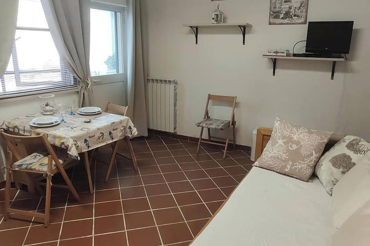 Monolocale in Villa con giardino in Porto Badino, Terracina