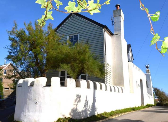 Holiday rental for 10 people, with Balcony and Terrace as well as View in Bantham