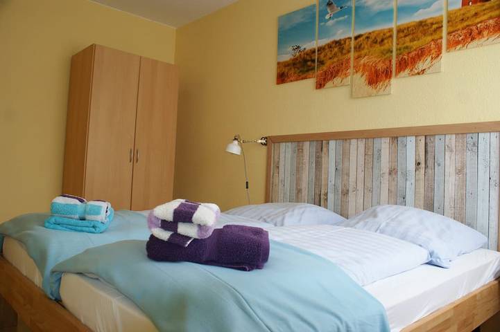 Ferienwohnung für 5 Personen, mit Terrasse und Garten in Eckwarden - 2