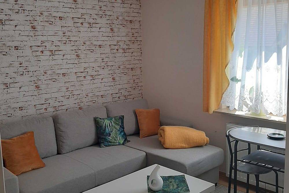 Ganze Wohnung, Ferienwohnung Am Südhang - Ferienwohnung 43qm, max. 4 Personen in Ettenheim, Südschwarzwald