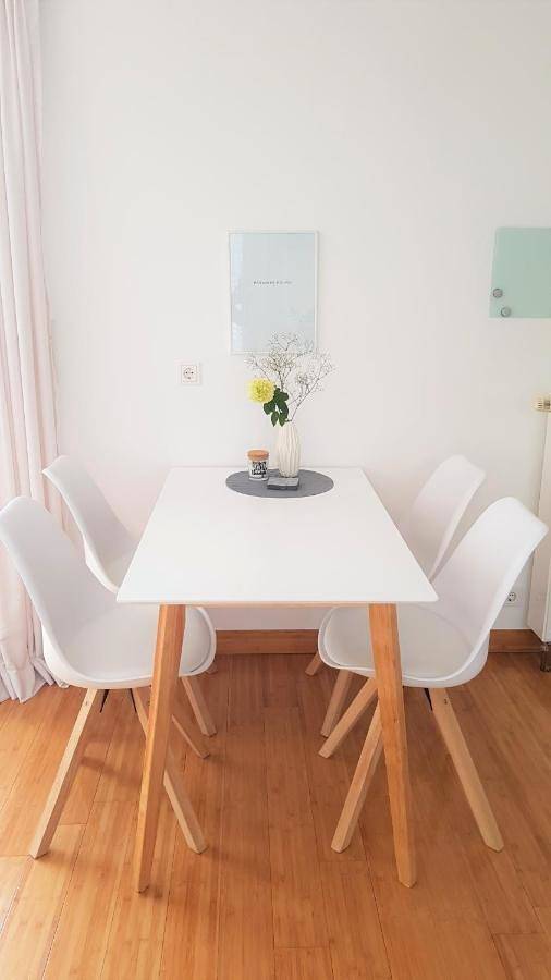 Ganze Wohnung, Apartment Am Paradies - 10 Minuten Fußweg zur Innenstadt in Limburg, Lahn-Taunus