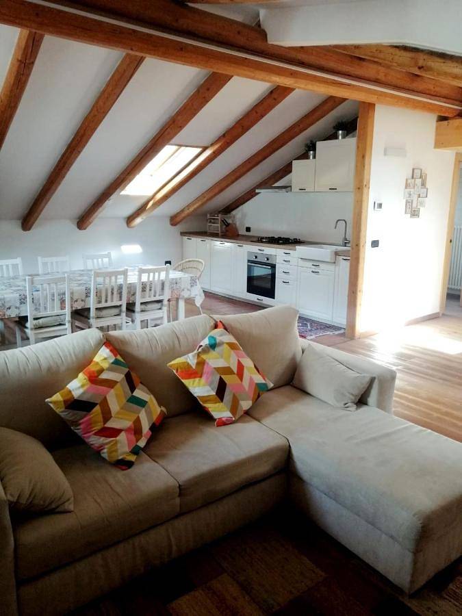 Casa vacanza per 6 persone, con Balcone e Terrazza nonché Panorama a Pellizzano