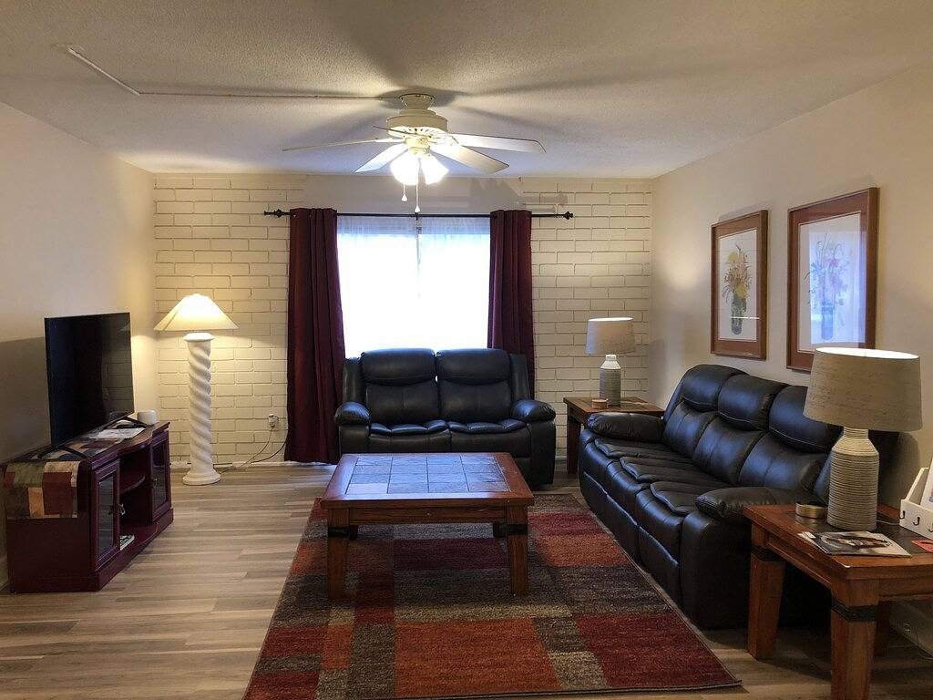 Ganze Wohnung, 2 bedroom 1 bath condo 1 block to Shands (4) in Gainesville, Alachua County