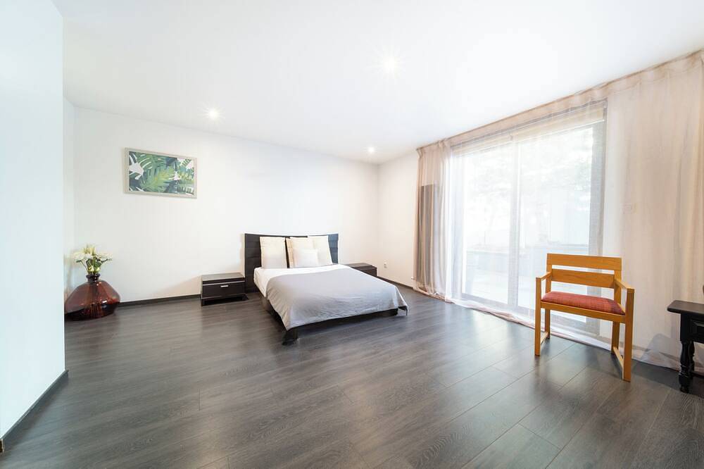 360m2 Xxl modern villa in the heart of the Vallée Noble, with pool and views in Soultzmatt, Parque natural regional de los Ballons des Vosges