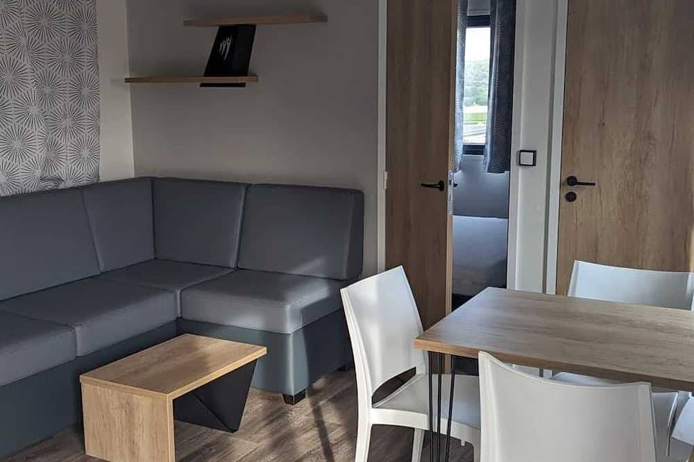 Camping 3 étoiles - Parc aquatique - ccb00ih in Calvisson, Région de Nîmes