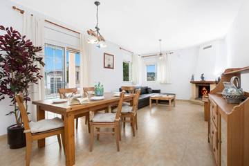 Villa voor 8 Personen in Aiguaviva Parc, Lloret de Mar, Afbeelding 4