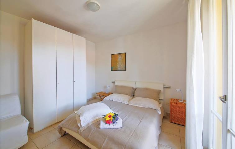 140qm Wohnung + Parkplatz, Garten & Internet, 1,5km zum Strand in Principina A Mare, Grosseto