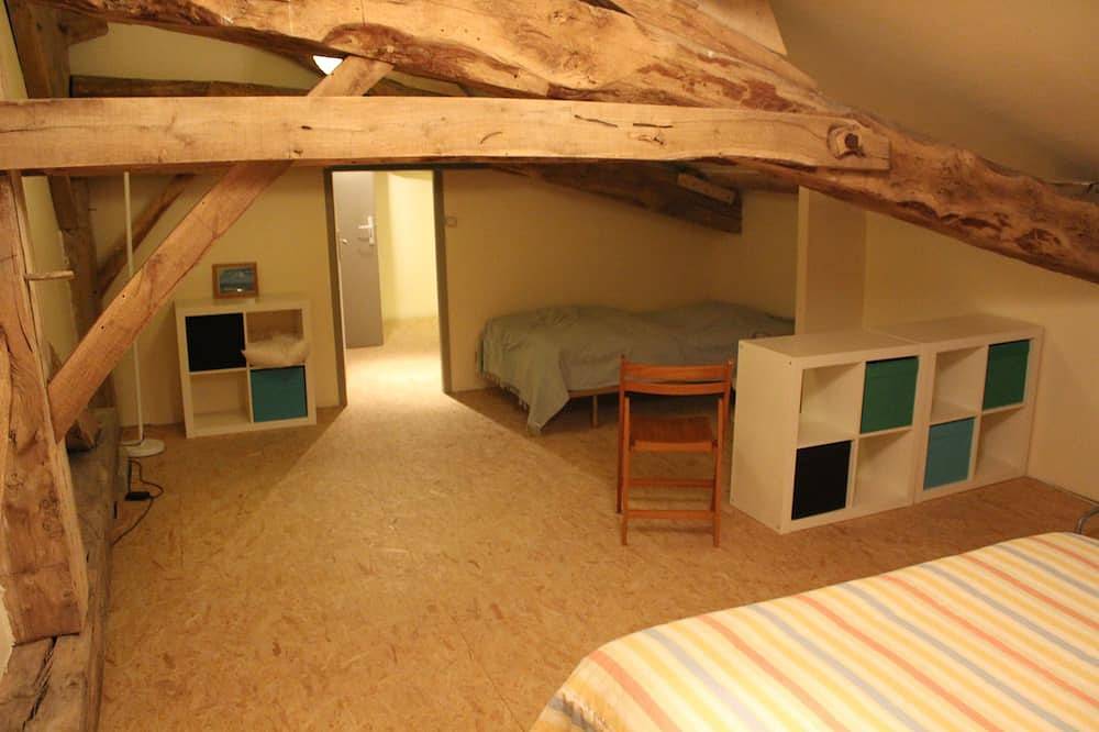 Maison de vacances au calme in Puymiclan, Région de Marmande