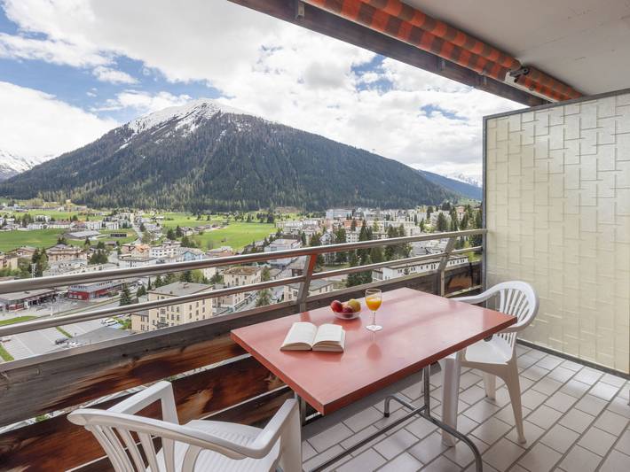 Ferienwohnung für 4 Personen, mit Sauna und Balkon sowie Ausblick in Davos - 4