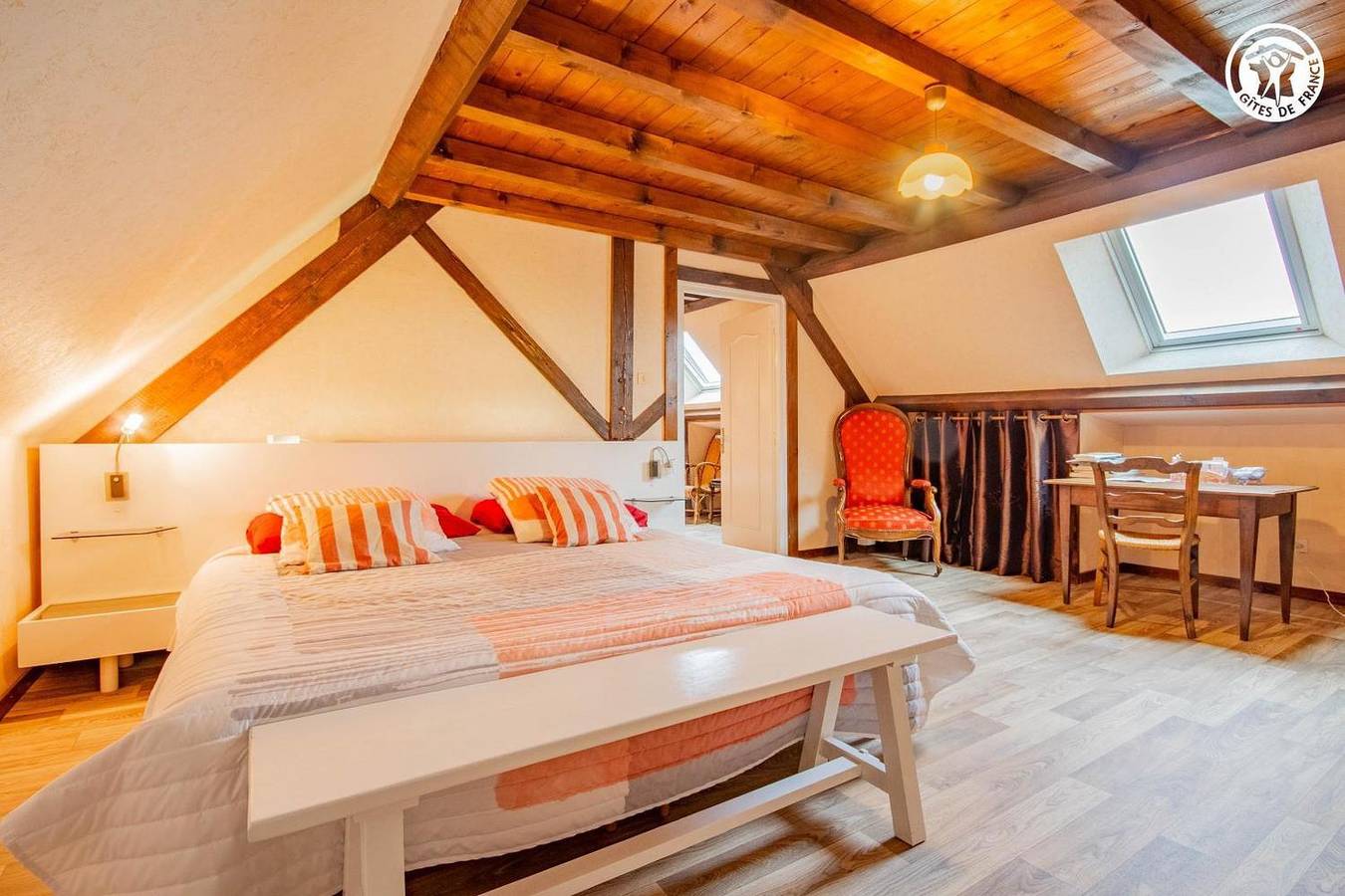 Chambre d'hôtes à la campagne - Suite Familiale in Branges, Région de Louhans